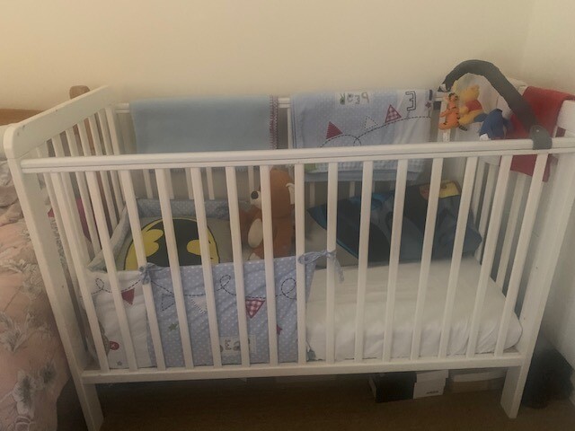 gumtree baby cot